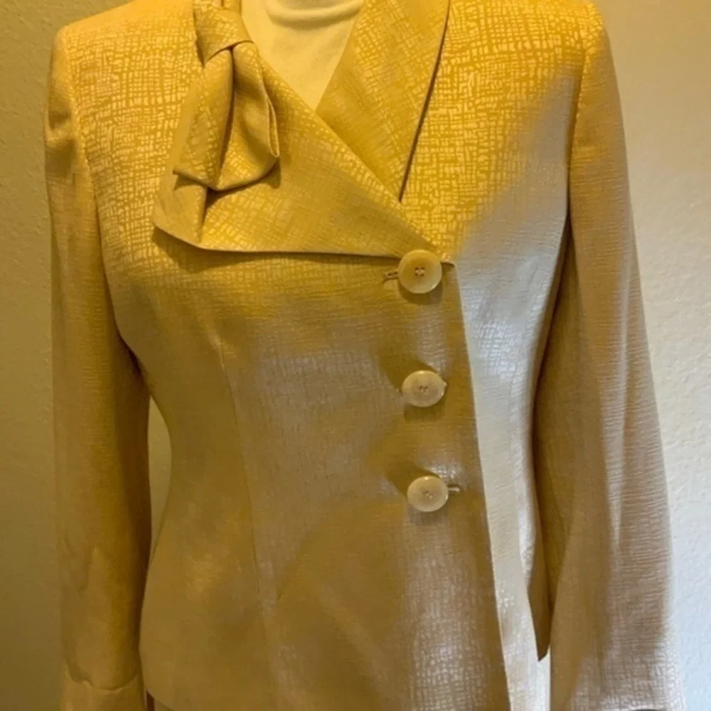 Kasper skirt suit - Picture 7 of 8